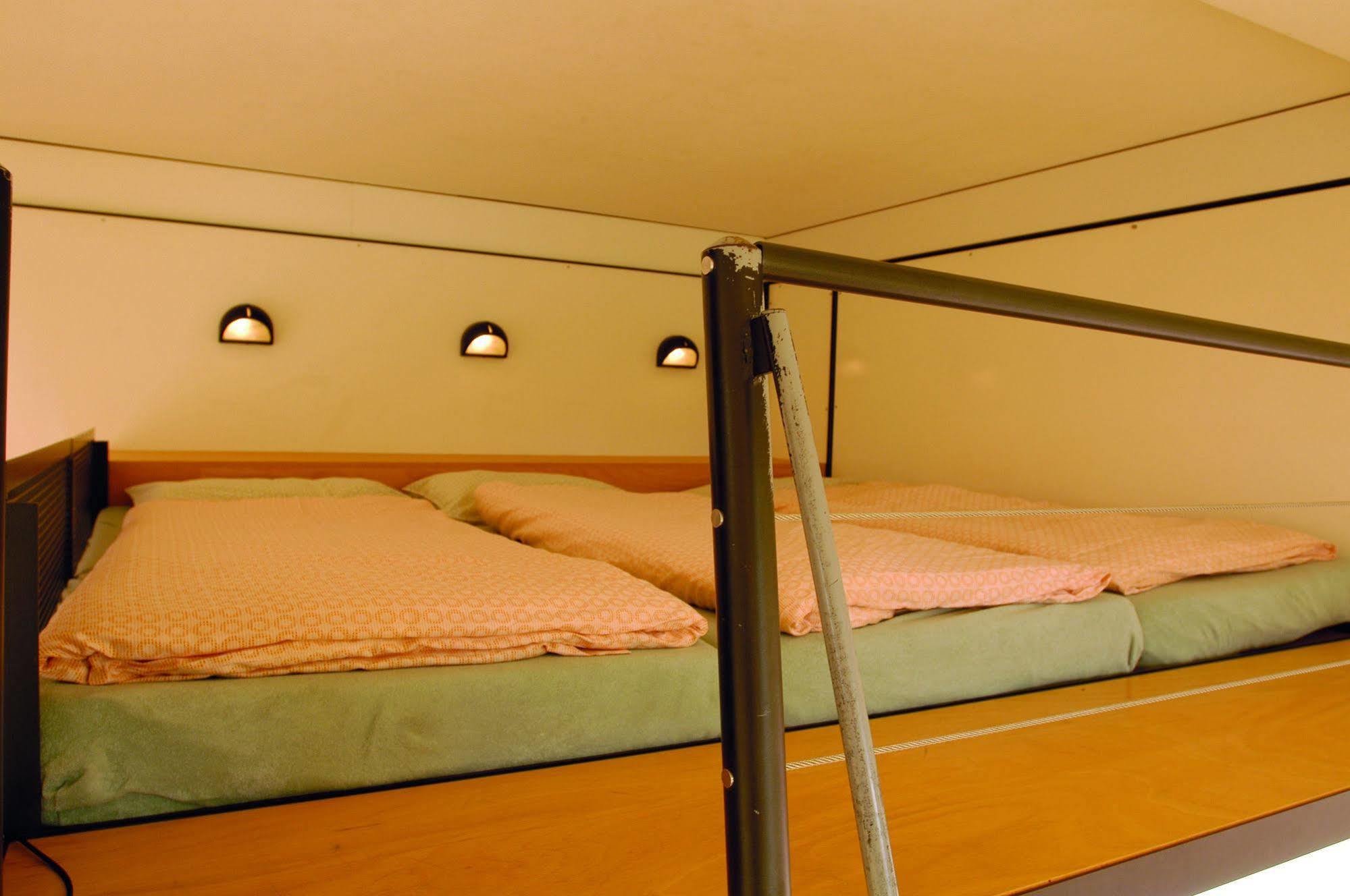 Solothurn Youth Hostel Εξωτερικό φωτογραφία